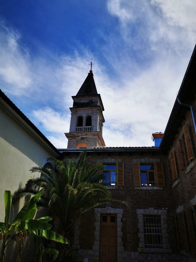 Stella Maris Pastoral Home Strunjan Bagian luar foto