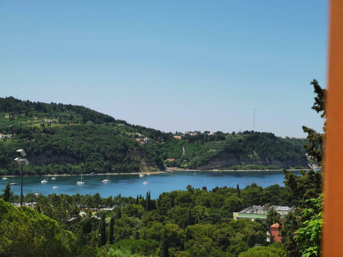 Stella Maris Pastoral Home Strunjan Bagian luar foto